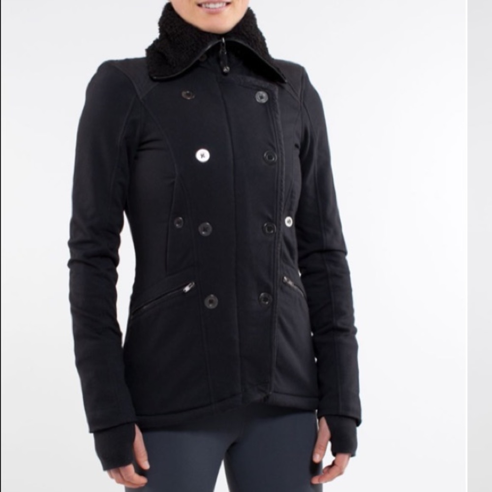 Lululemon Cozy Jacket sz 4. Black zip and button front